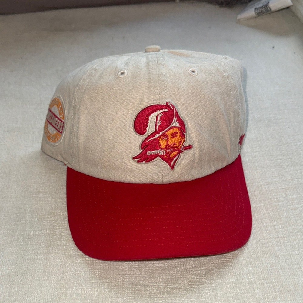 Throwback Tampa Bay Buccaneers Red/Cream Dad Cap OSFA